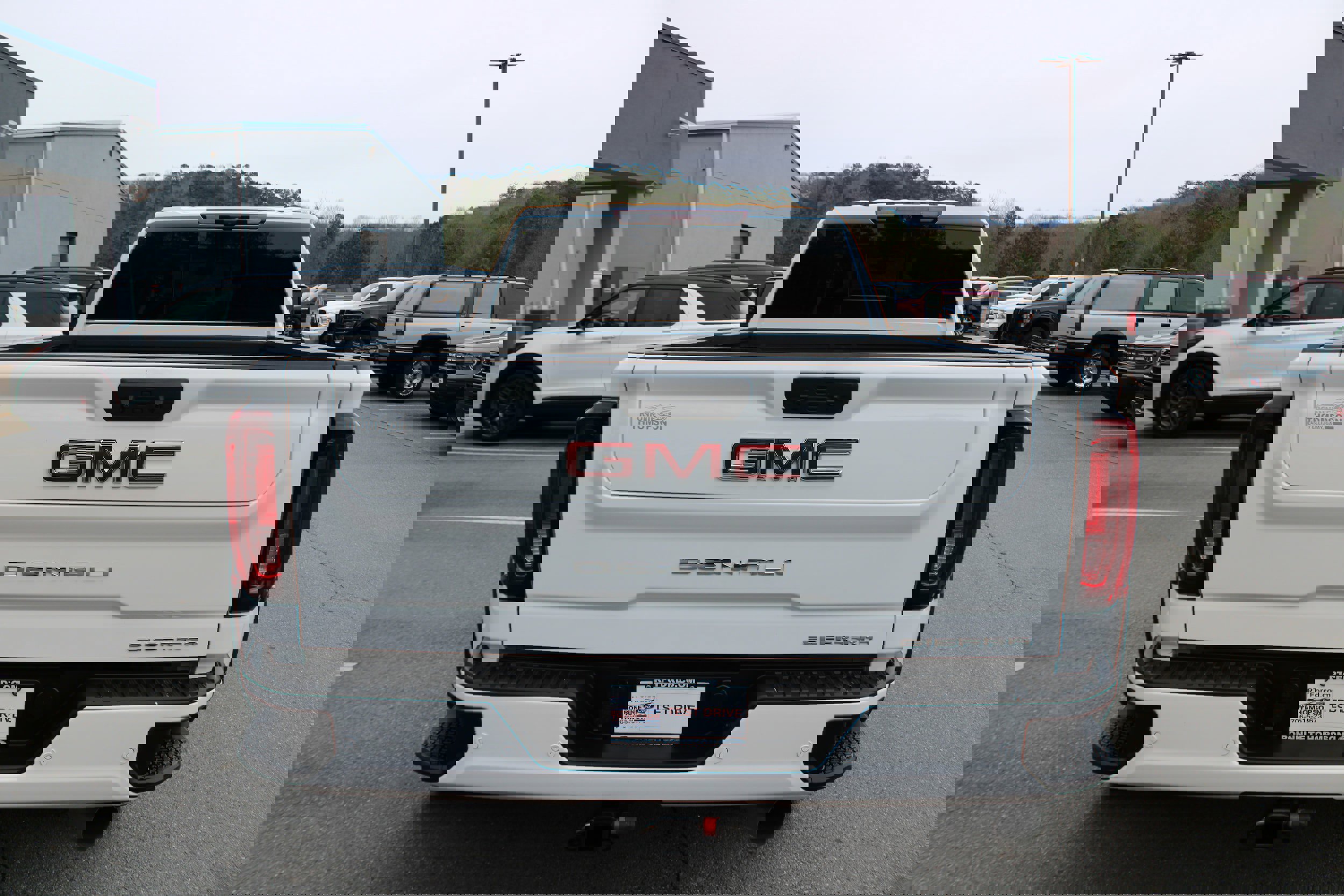 Used 2022 GMC Sierra 3500 Denali w/ Denali Ultimate Package image 4