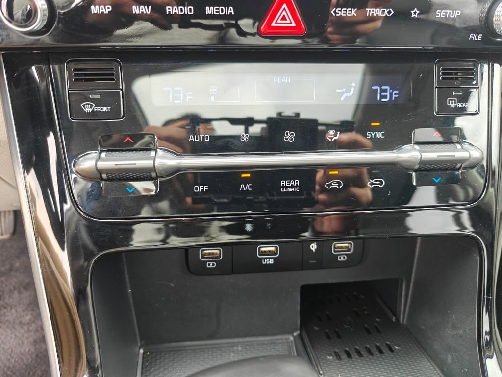 Used 2022 Kia Carnival SX Prestige image 26