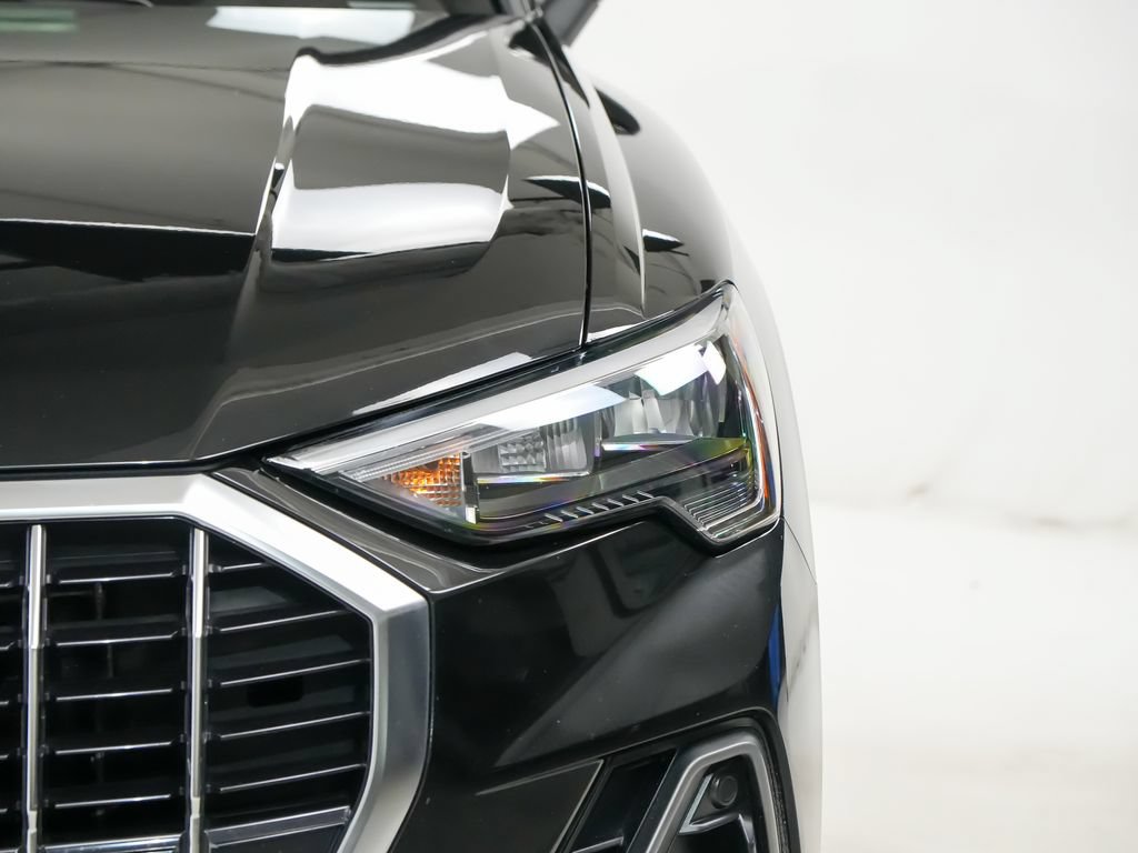 Used 2022 Audi Q3 2.0T Premium w/ Convenience Package AWD/4WD image 7