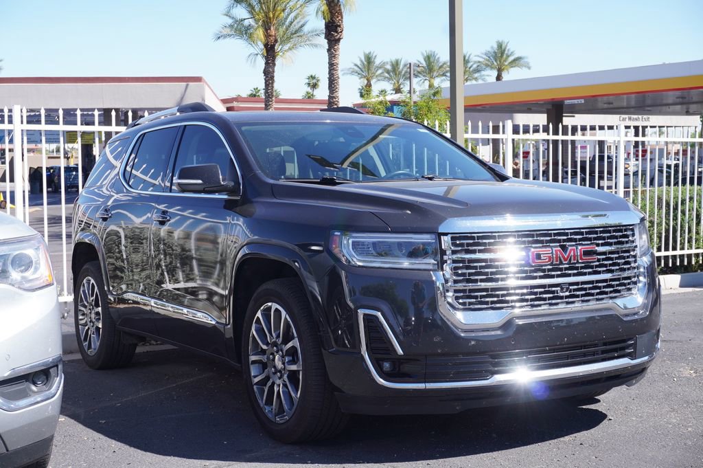 Used 2020 GMC Acadia Denali w/ Technology Package image 3