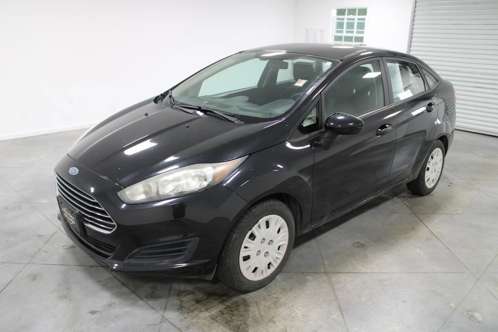 Used 2015 Ford Fiesta S FWD image 4