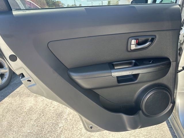Used 2011 Kia Soul + FWD image 10