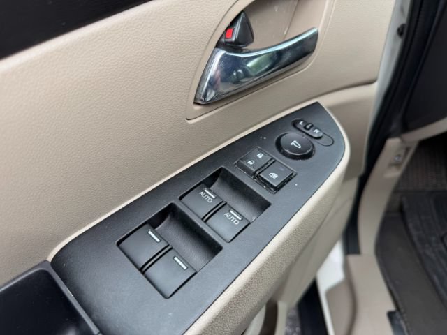 Used 2016 Honda Odyssey SE image 17