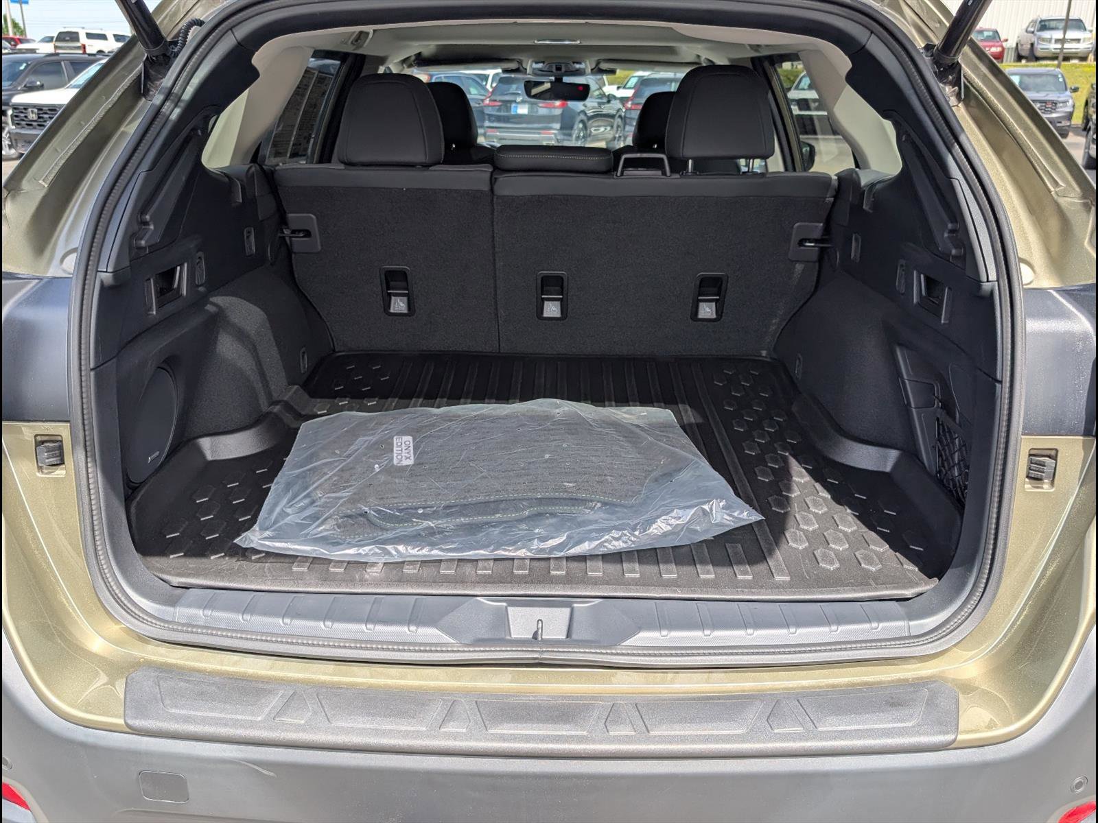 Used 2025 Subaru Outback Onyx Edition image 20