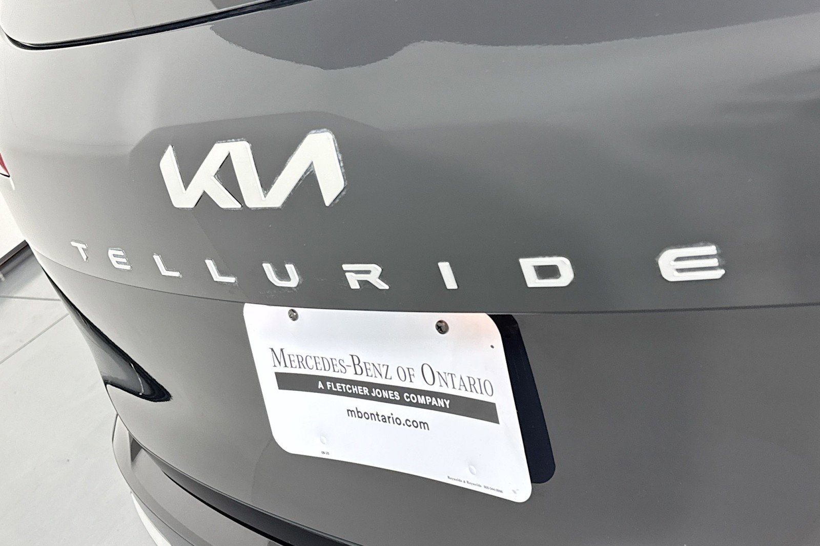 Used 2024 Kia Telluride S w/ S Sunroof Package image 9