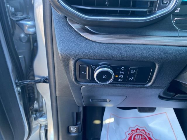 Used 2023 Ford Explorer Limited AWD/4WD image 19