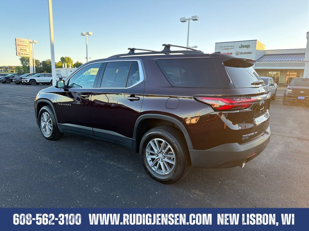 Used 2023 Chevrolet Traverse LT AWD/4WD image 3