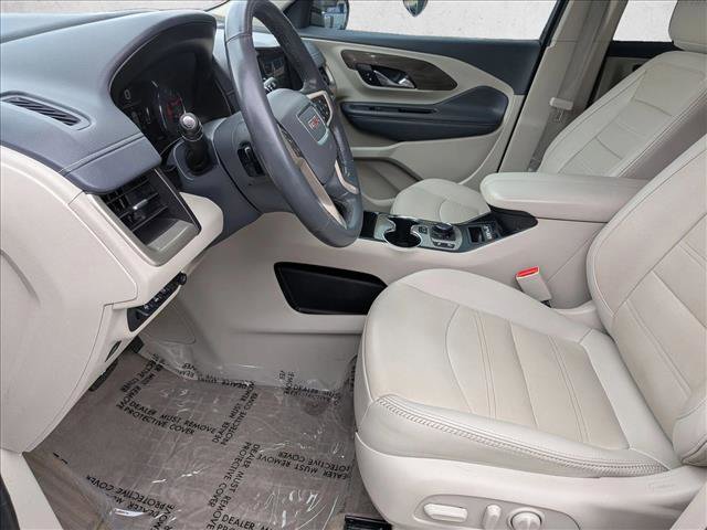 Used 2023 GMC Terrain Denali w/ Denali Premium Package image 10