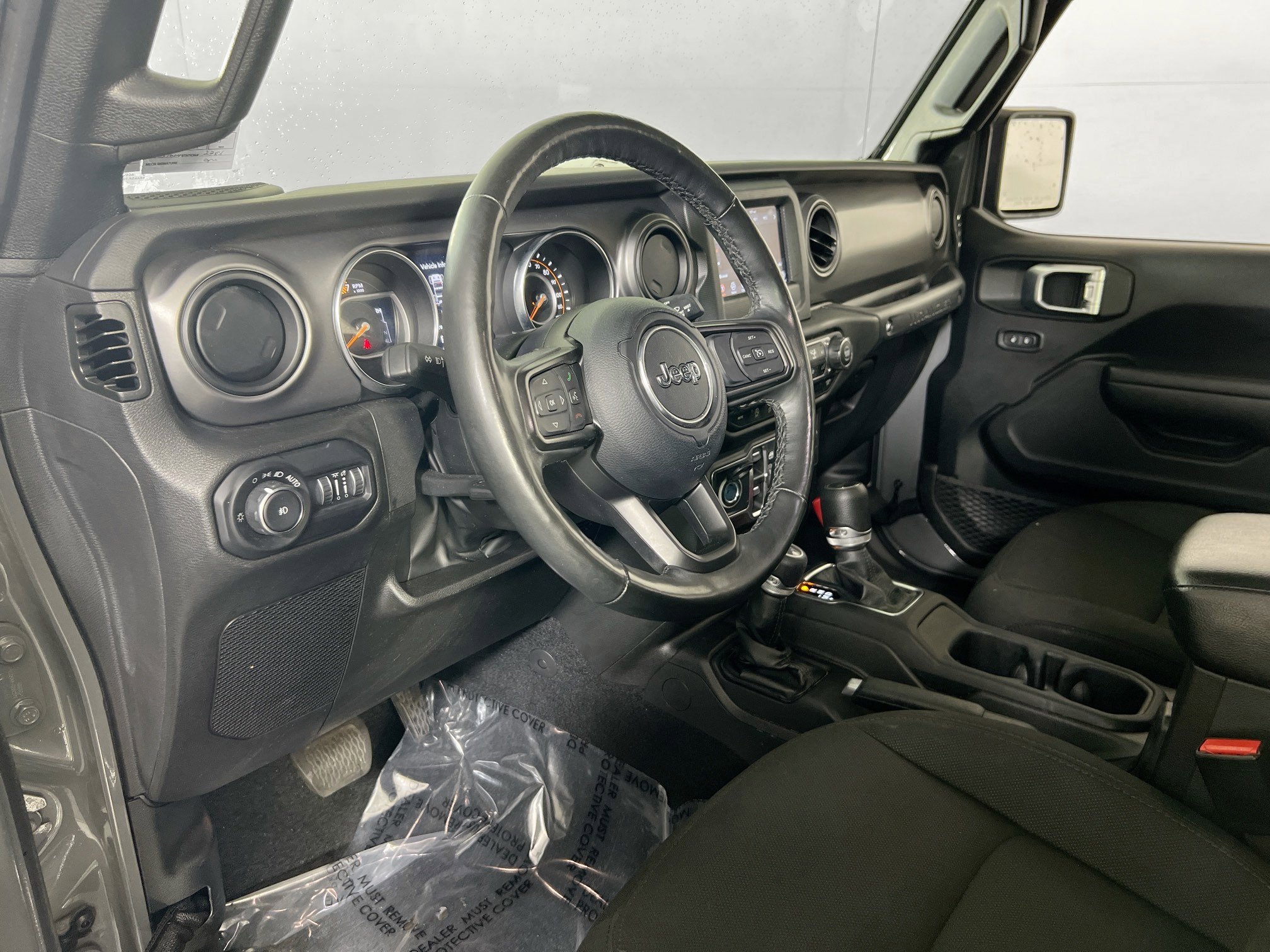 Used 2022 Jeep Wrangler Unlimited Sport image 9