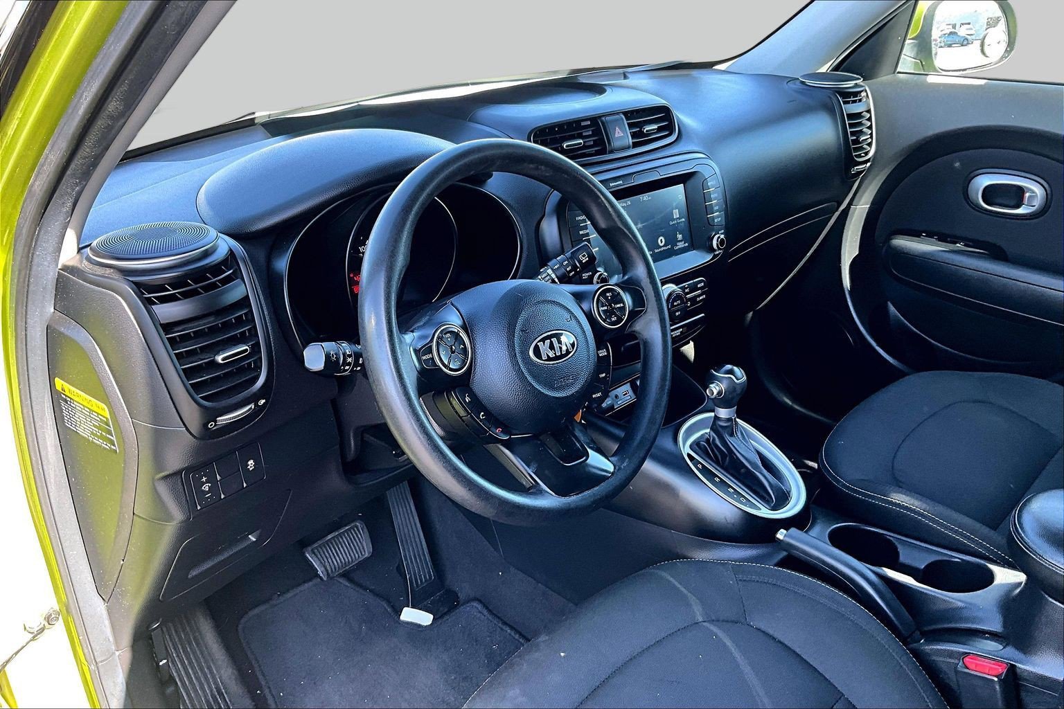 Used 2018 Kia Soul + FWD image 12