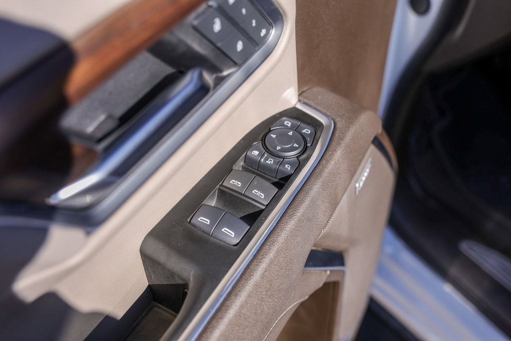 Used 2025 GMC Sierra 3500 SLT w/ Texas SLT Premium Package image 26