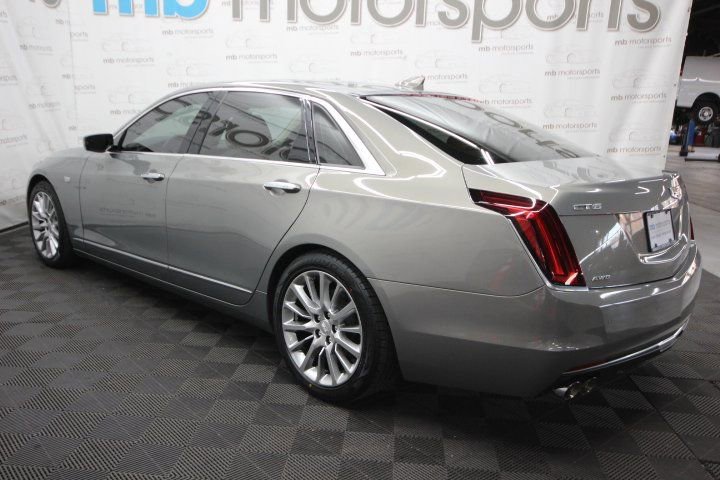 Used 2018 Cadillac CT6 3.6 AWD image 2