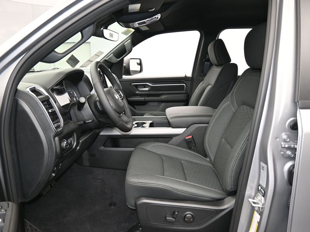 Used 2025 RAM 1500 Lone Star AWD/4WD image 11