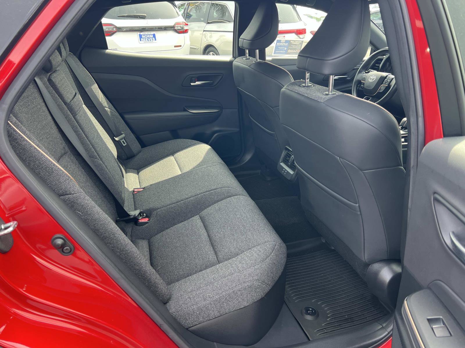 Used 2023 Toyota Crown XLE image 31