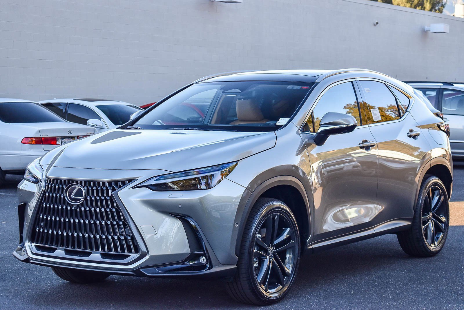 New 2026 Lexus NX 450h+ NX 450h+ Luxury image 3