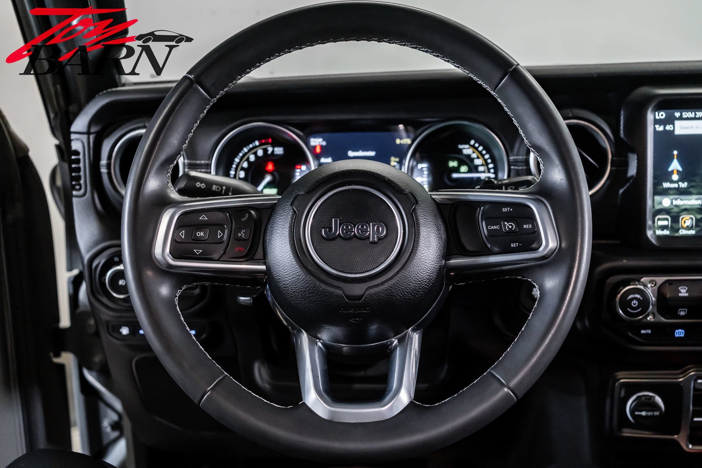 Used 2023 Jeep Wrangler Unlimited Sahara AWD/4WD image 24