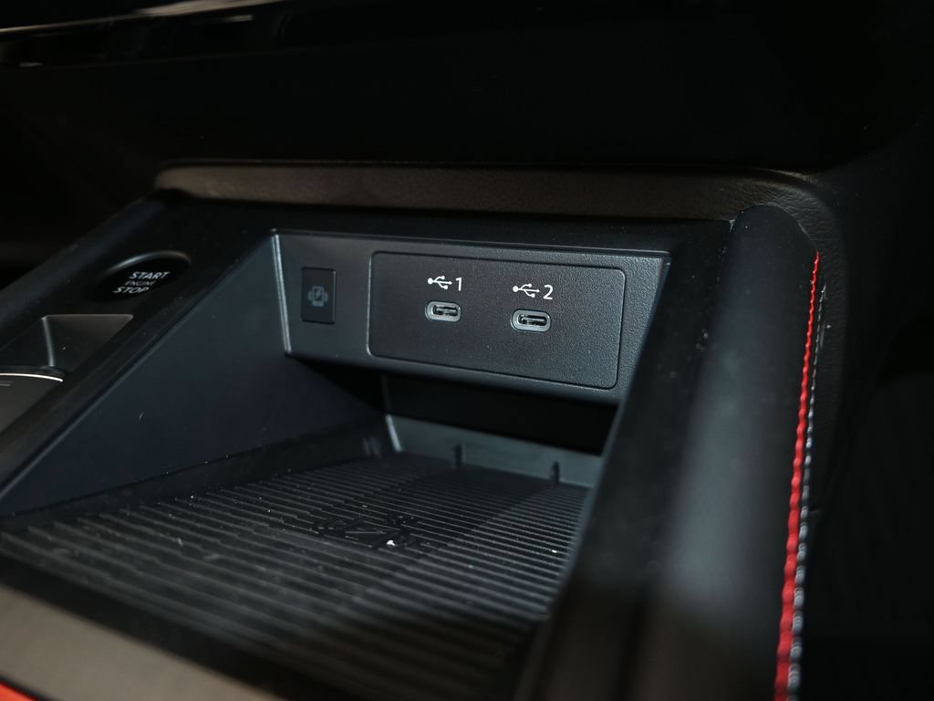 New 2026 Nissan Kicks SR w/ Cold Weather Package FWD image 22