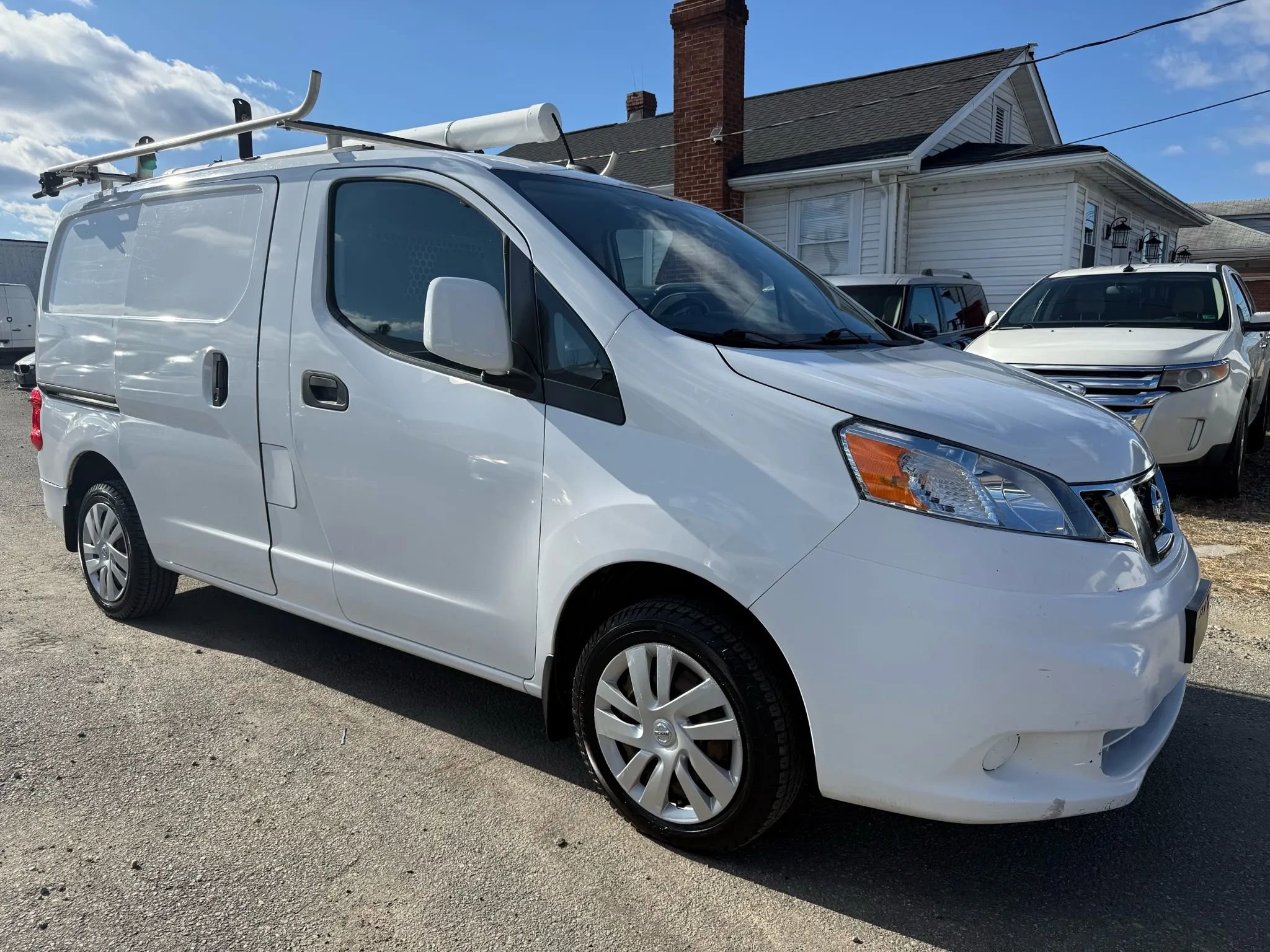 Used 2019 Nissan NV200 SV w/ Navigation Package image 2