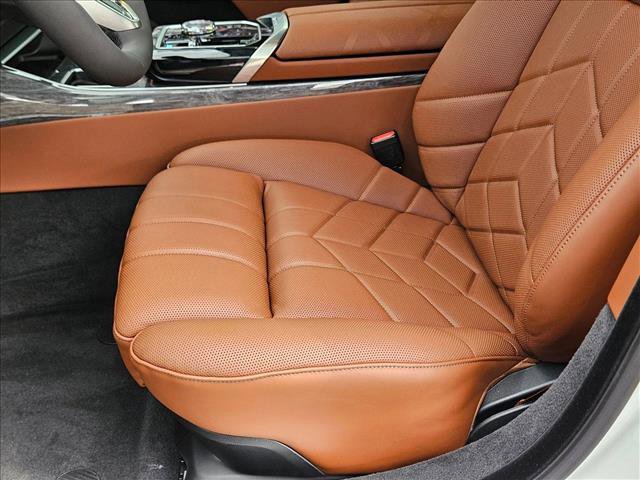 New 2026 BMW i7 xDrive60 image 4