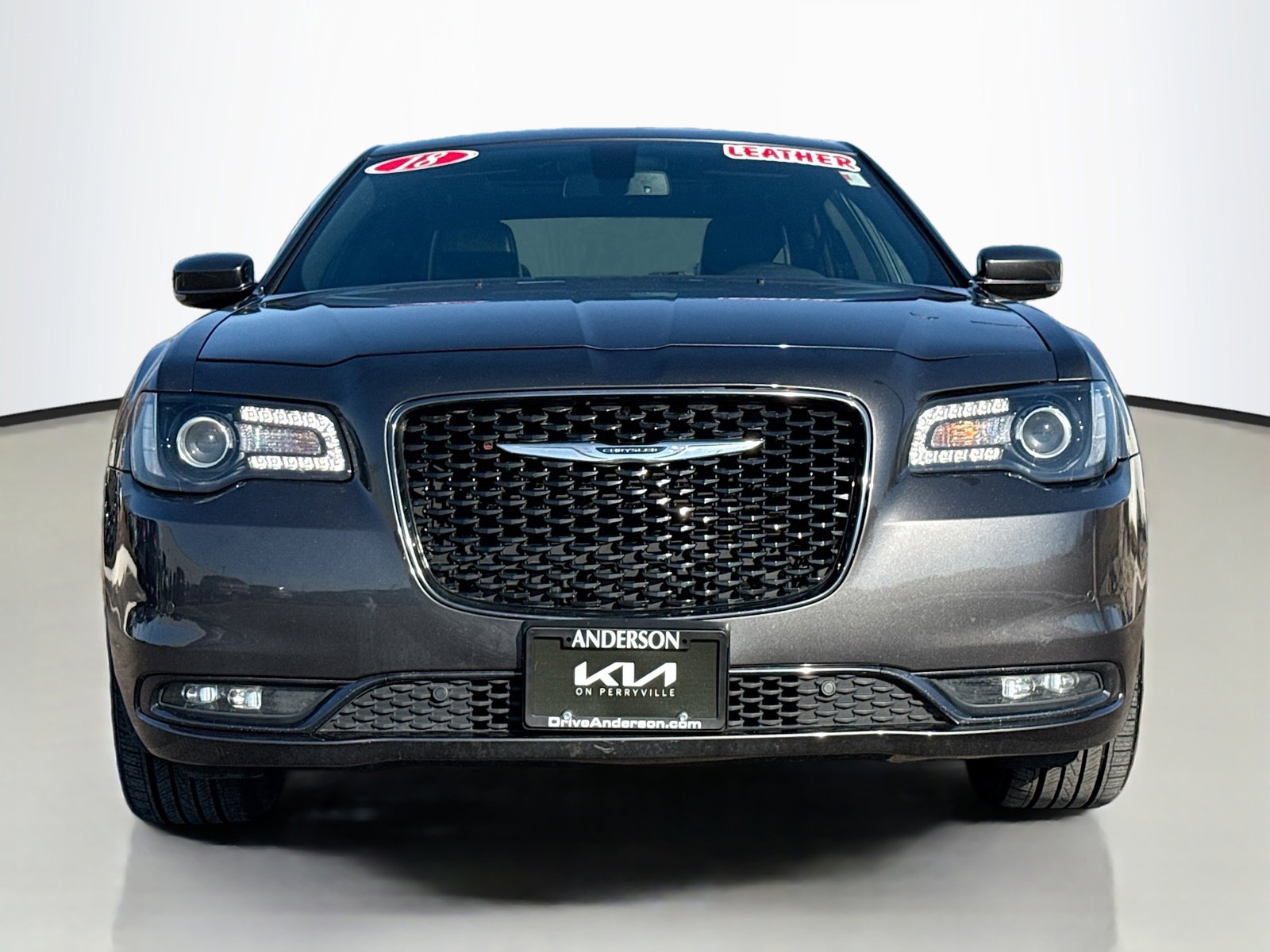 Used 2018 Chrysler 300 S w/ 300S Premium Group image 16