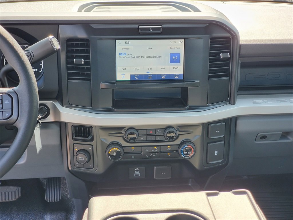 New 2026 Ford F250 4x4 SuperCab Super Duty image 21