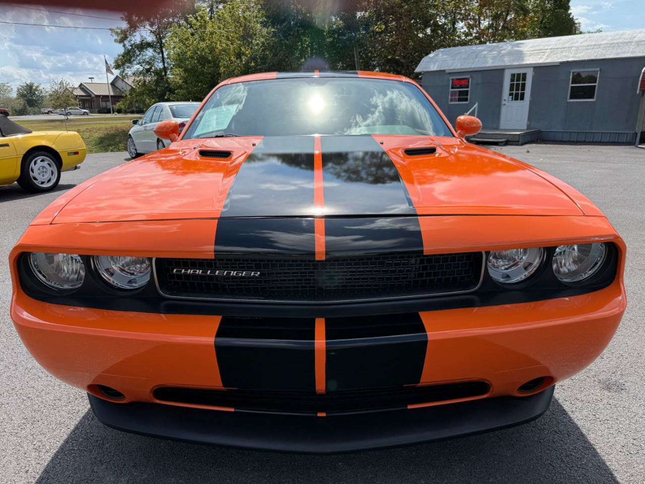 Used 2014 Dodge Challenger R/T w/ Blacktop Package RWD image 3