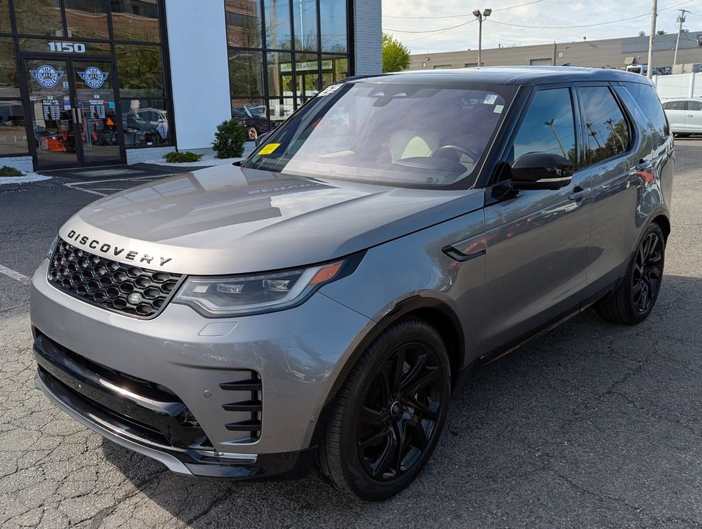 Used 2022 Land Rover Discovery S R-Dynamic AWD/4WD image 2