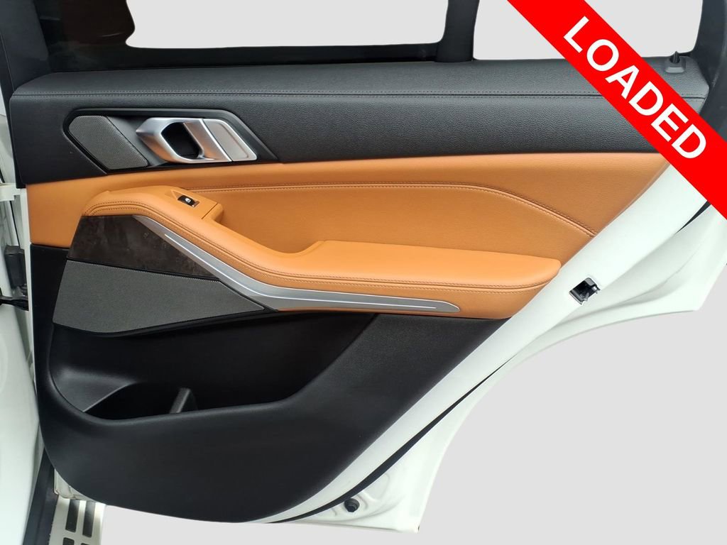 Used 2021 BMW X5 xDrive40i w/ Premium Package image 11