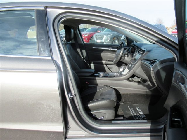 Used 2013 Ford Fusion Titanium w/ Titanium Driver Assist Pkg FWD image 13