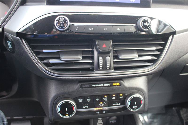 Used 2025 Ford Escape Active AWD/4WD image 16