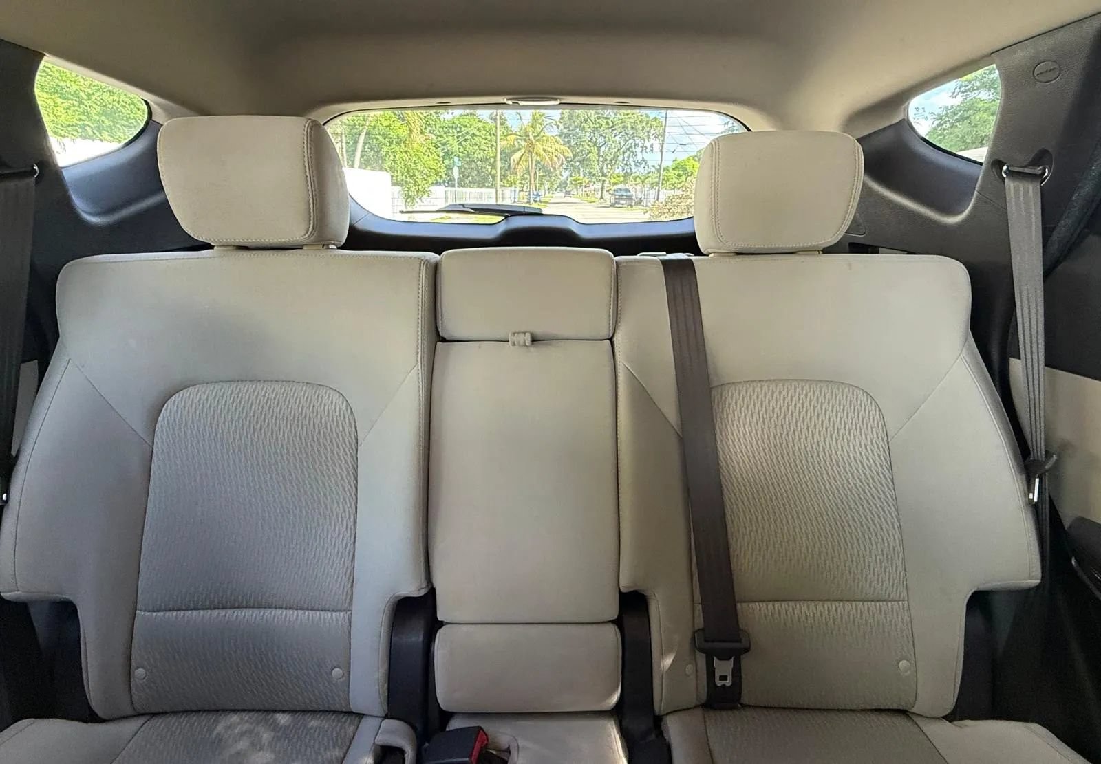 Used 2017 Hyundai Santa Fe Sport FWD image 17