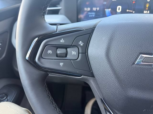 Used 2027 Chevrolet Bolt RS w/ Technology Package FWD image 21