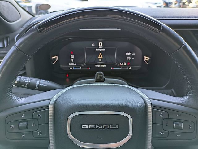 Used 2023 GMC Yukon XL Denali w/ Advanced Technology Package AWD/4WD image 33