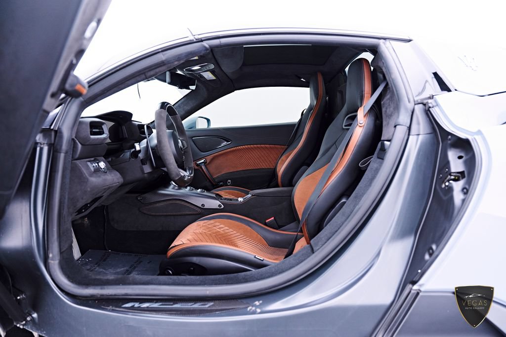 Used 2023 Maserati MC20 Spyder RWD image 36