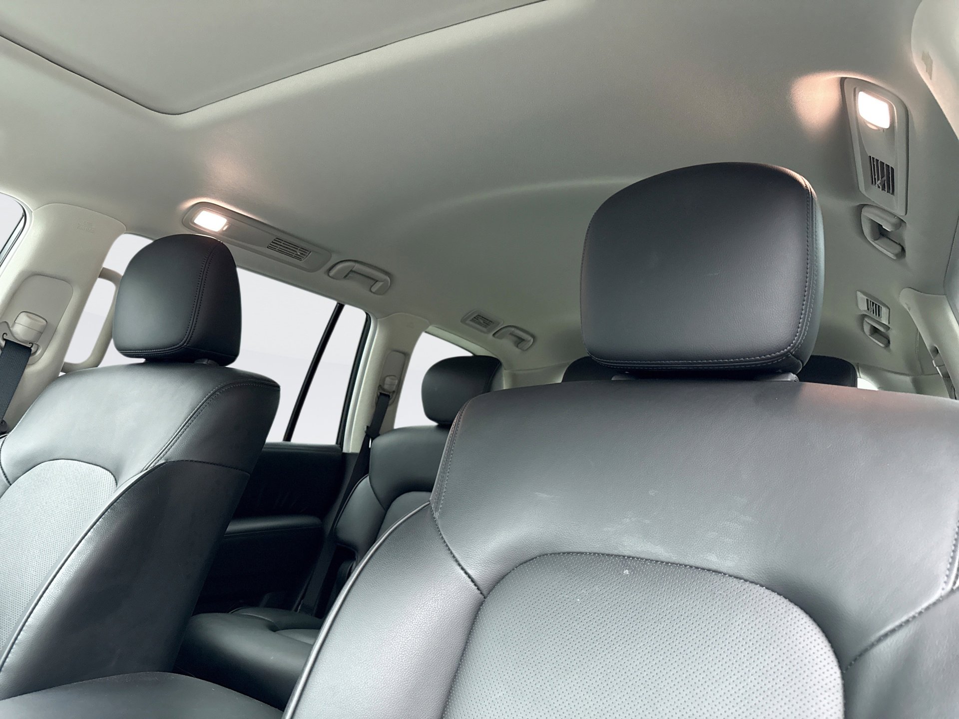 Used 2024 Nissan Armada SL w/ Cargo Package image 9