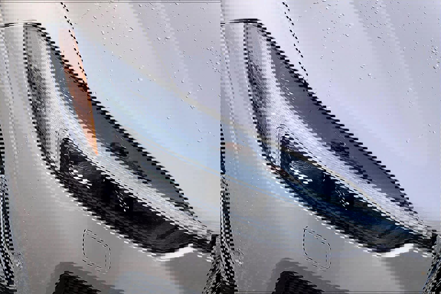 Certified 2023 Volvo XC60 B5 Plus image 25