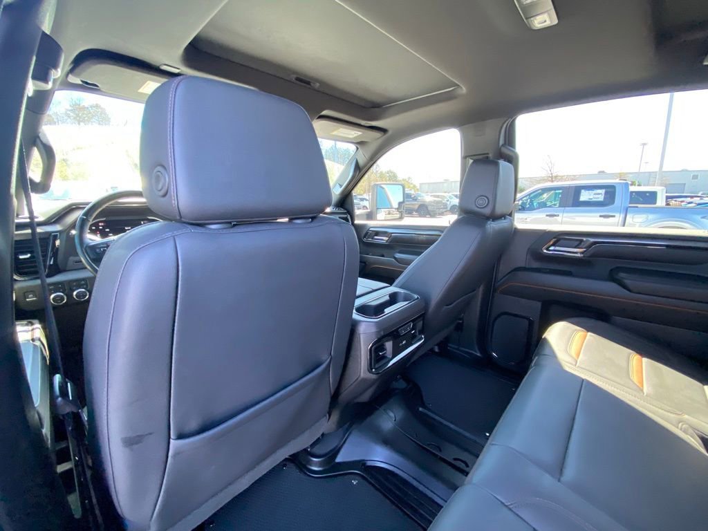Used 2024 GMC Sierra 2500 AT4 w/ AT4 Preferred Package image 23