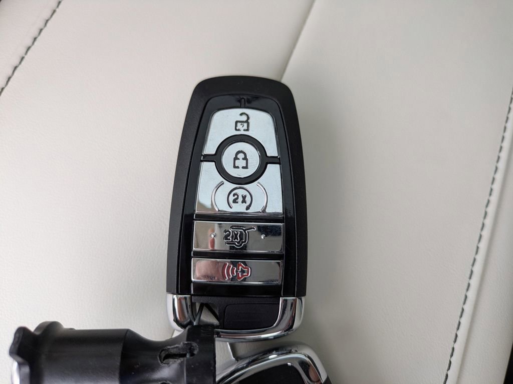 New 2026 Lincoln Nautilus Black Label w/ Jet Appearance Package image 34