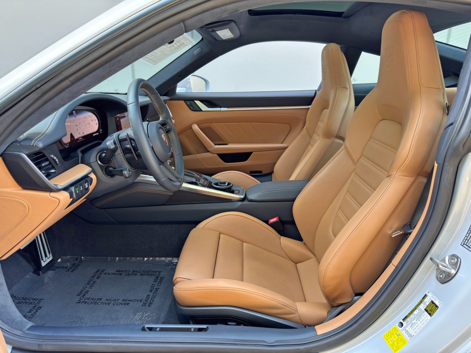 Used 2025 Porsche 911 Carrera GTS RWD image 17