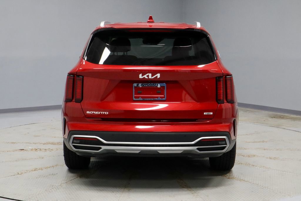 Used 2023 Kia Sorento EX AWD/4WD image 11