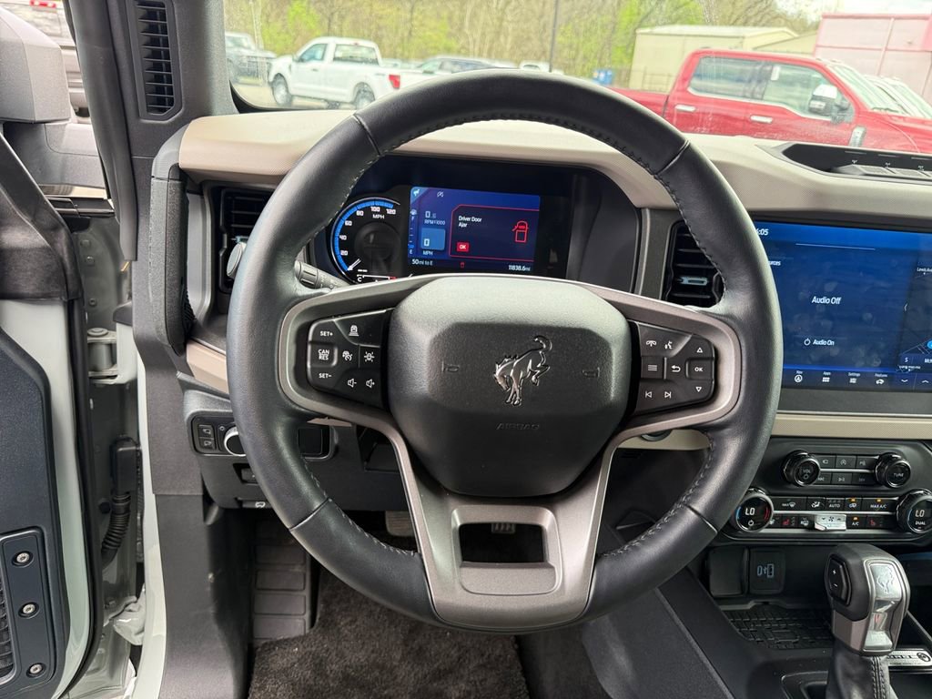 Used 2024 Ford Bronco Wildtrak image 15