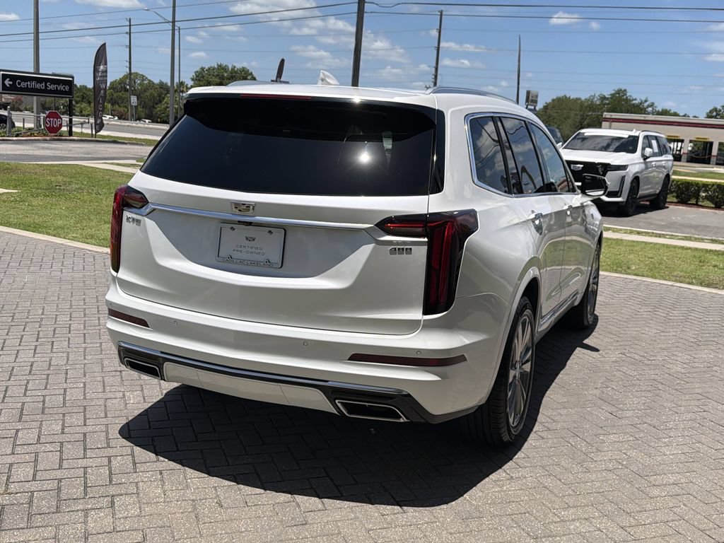 Certified 2025 Cadillac XT6 Premium Luxury FWD image 5