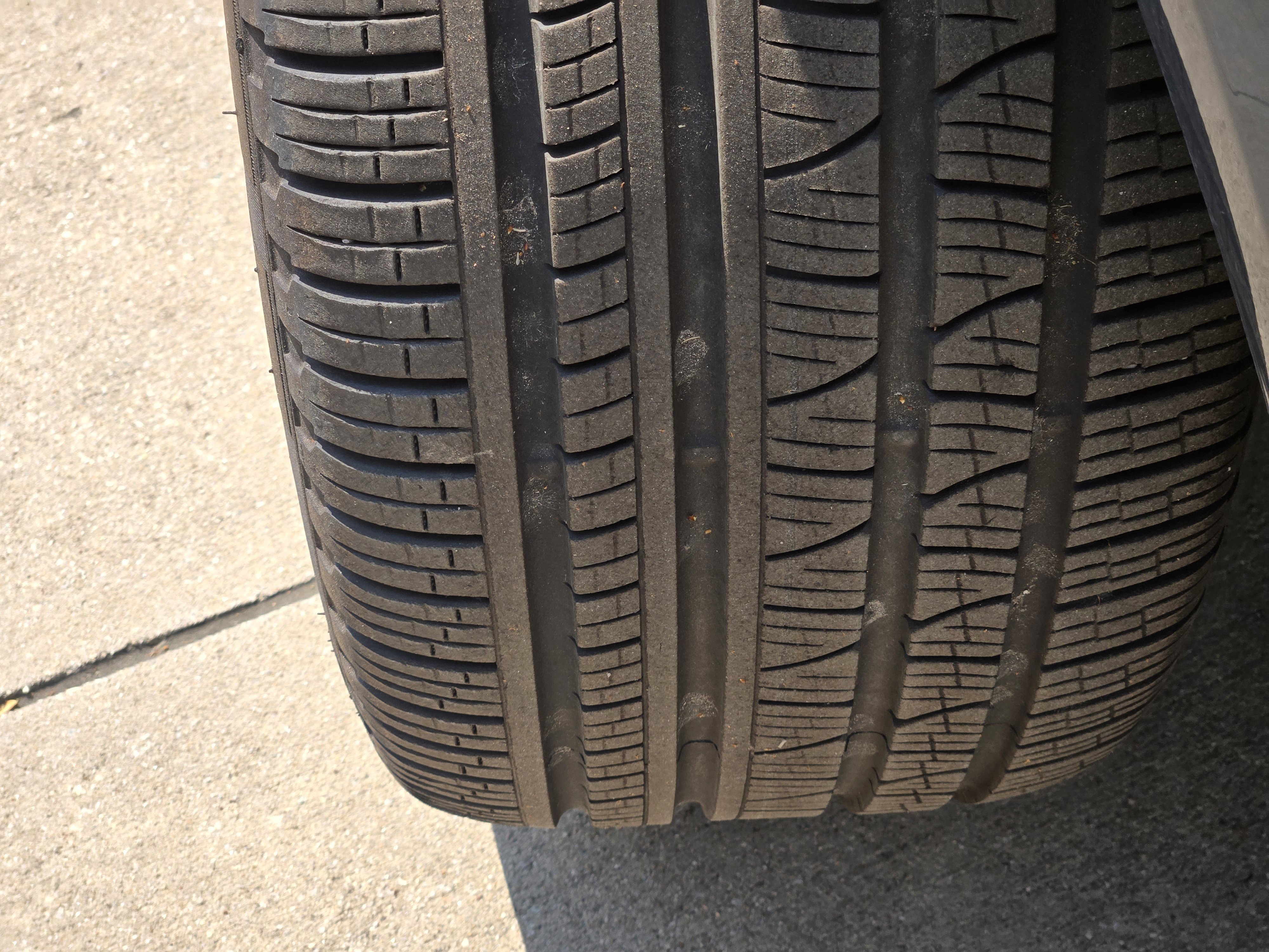 Certified 2025 Volvo XC90 T8 Plus w/ Protection Package Premier image 14