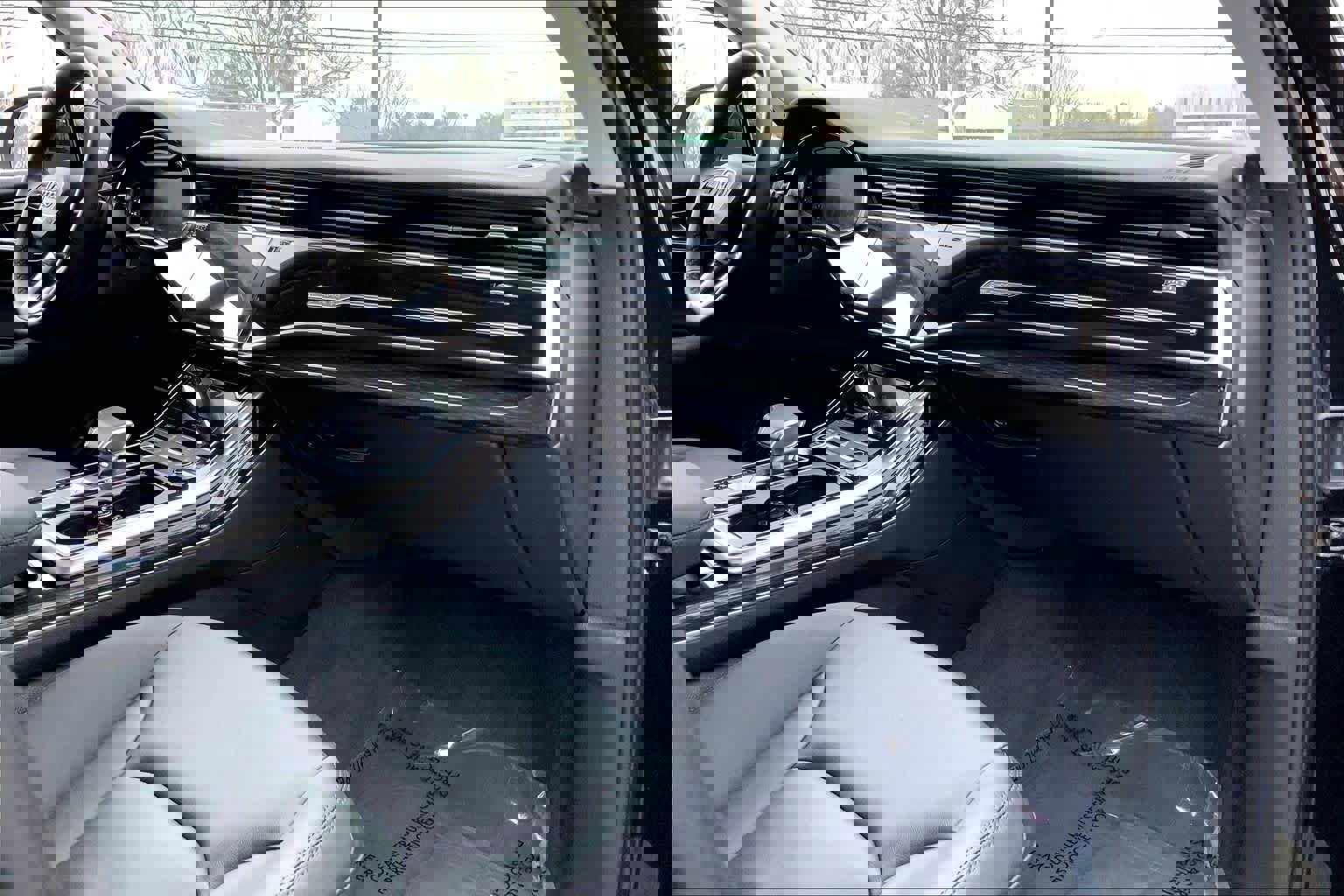 Used 2022 Audi Q7 Premium Plus image 18