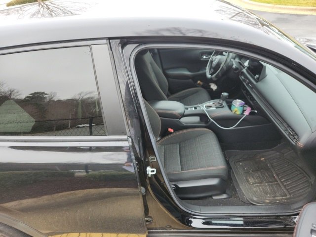 Used 2024 Honda HR-V Sport image 9