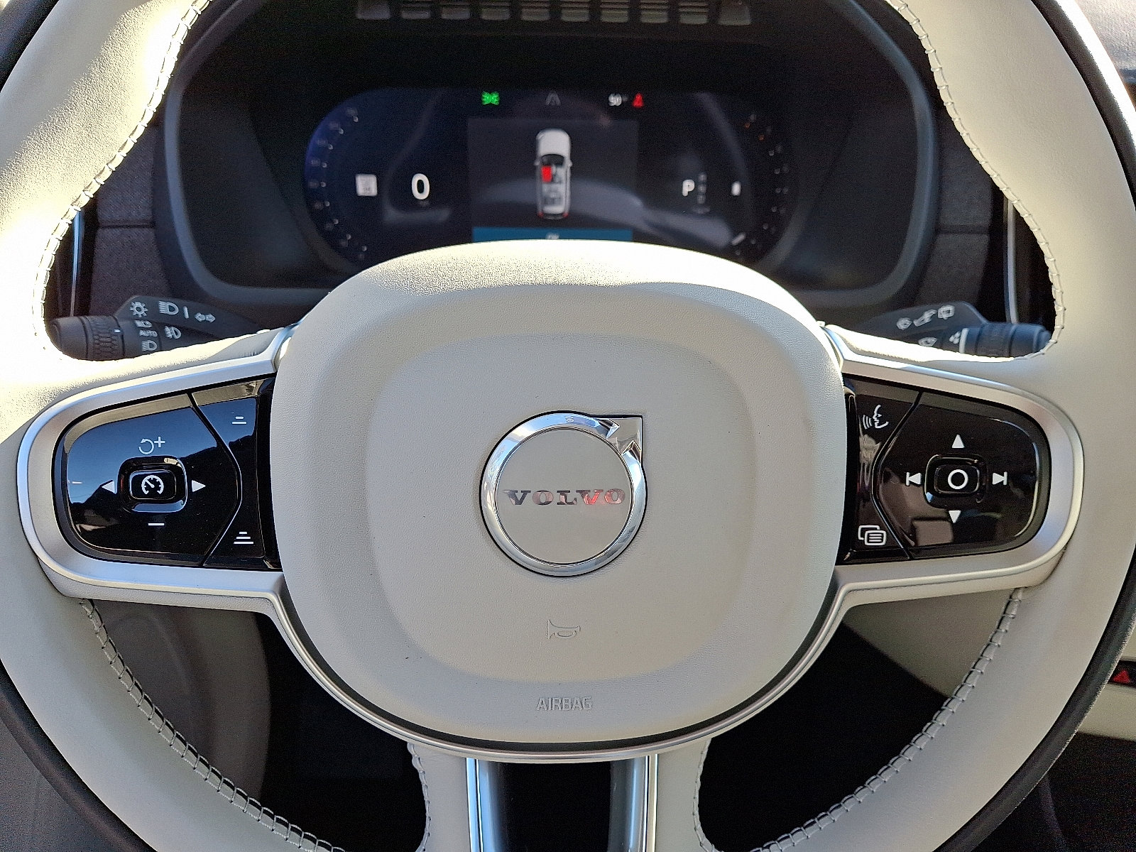 New 2026 Volvo XC90 B6 Ultra w/ Protection Package Premier image 12