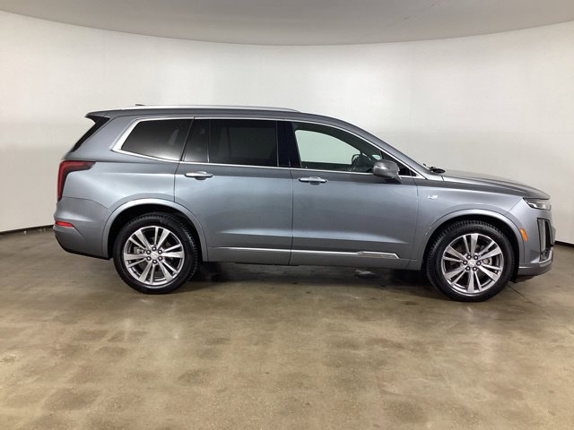 Used 2020 Cadillac XT6 Premium Luxury FWD image 4