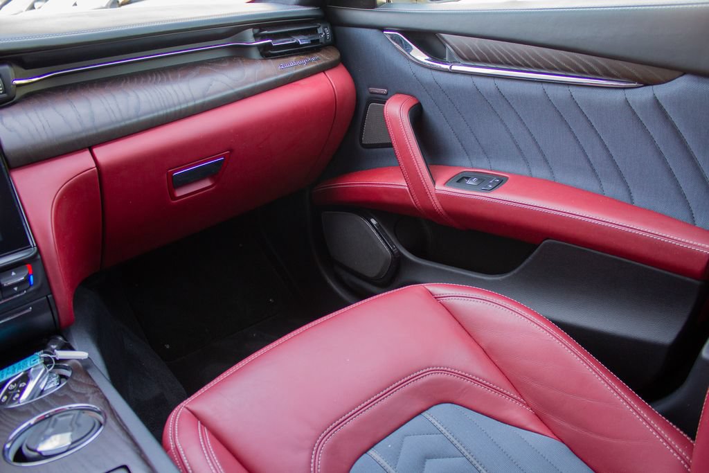 Used 2019 Maserati Quattroporte S GranLusso Q4 AWD/4WD image 19