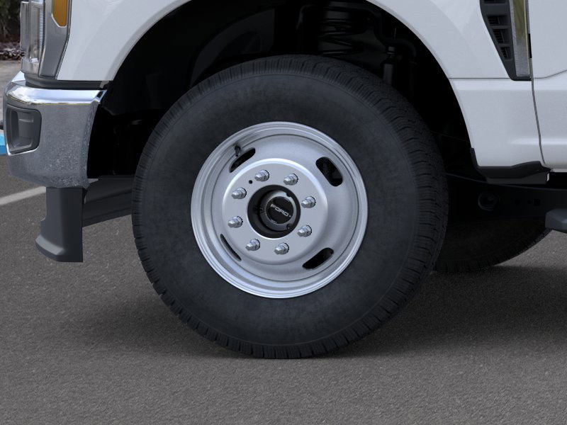 New 2026 Ford F350 XL w/ XL Chrome Package image 19