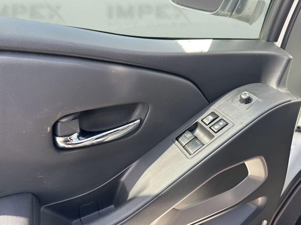 Used 2024 Nissan Frontier SV w/ SV Convenience Package RWD image 24